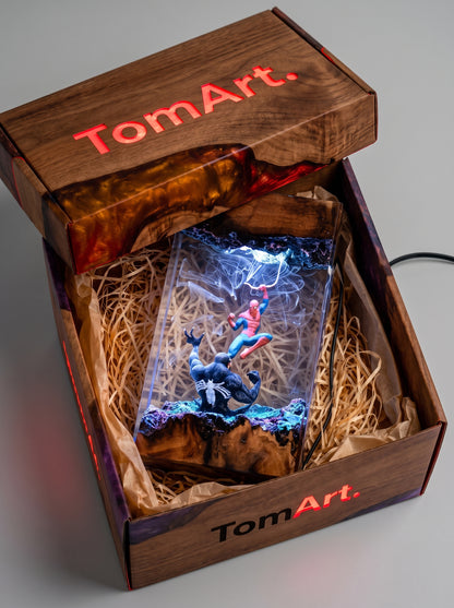 Tom Resinart Lamps